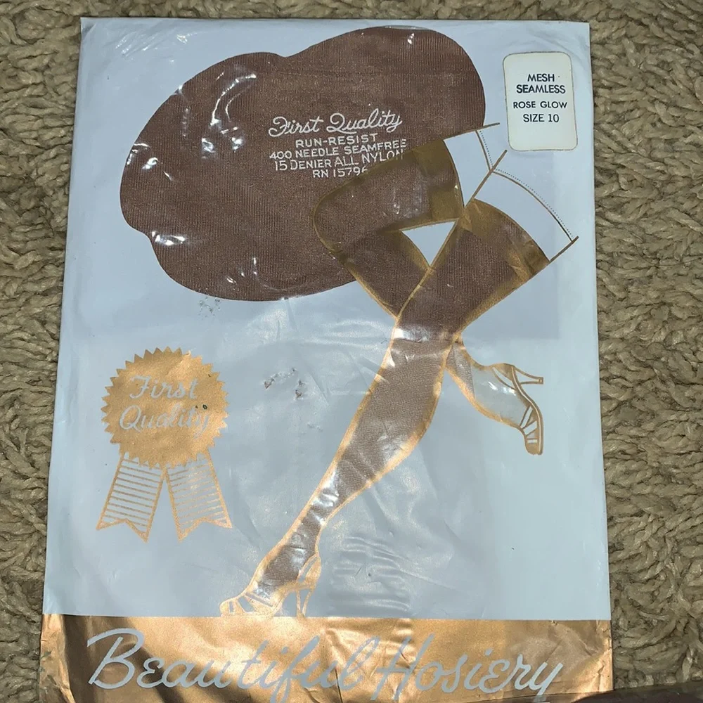 New! Antique Vintage 4 packs of hosiery - Picture 5 of 13